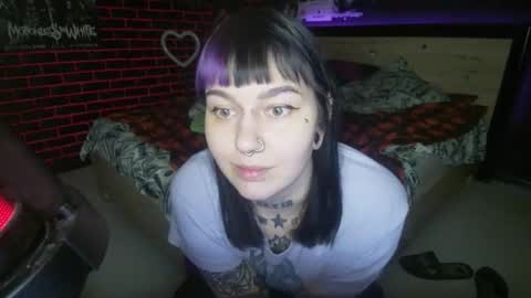 Messalina Horror online show from November 2025 04:40:01 PM