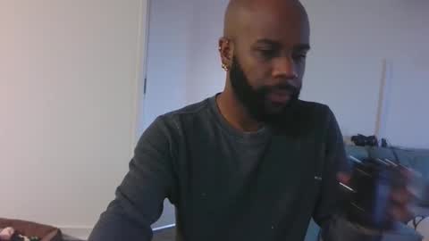 Horus00 online show from November 2025 11:54:02 AM