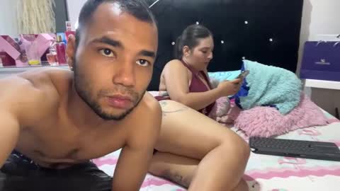 Snapshot of hot2gether69 chatting on March 2026 11:33:01 PM hot2gether69 online show from March 2026 11:33:01 PM