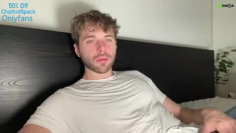 Snapshot of hot8pack01 chatting on December 2024 08:32:02 PM Edward aka Wolf online show from December 2024 08:32:02 PM