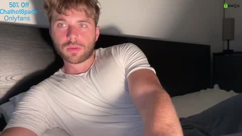 Snapshot of hot8pack01 chatting on September 2025 07:47:01 PM Edward aka Wolf online show from September 2025 07:47:01 PM