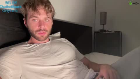 Snapshot of hot8pack01 chatting on September 2025 10:15:02 PM Edward aka Wolf online show from September 2025 10:15:02 PM