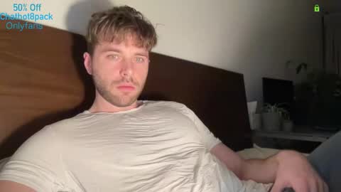 Snapshot of hot8pack01 chatting on March 2026 12:15:01 AM Edward aka Wolf online show from March 2026 12:15:01 AM