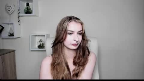 NINA online show from October 2025 06:56:02 AM