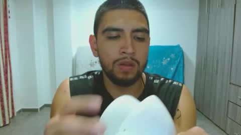 hot__husbands online show from April 2026 02:00:02 AM