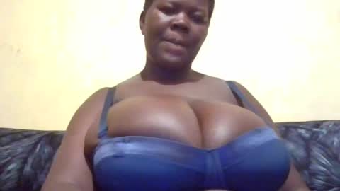 Snapshot of hot_alynn chatting on July 2026 09:40:02 PM ALLYN online show from July 2026 09:40:02 PM