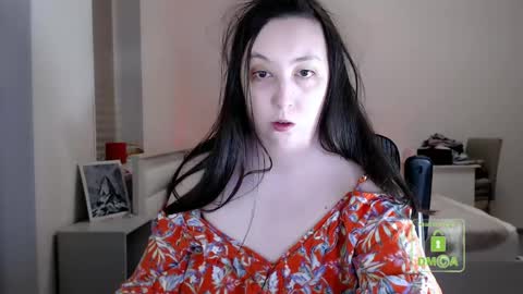 Lila online show from April 2026 08:20:02 PM