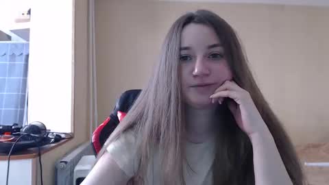 Snapshot of hot_angel_sky chatting on March 2026 03:12:01 PM Angel online show from March 2026 03:12:01 PM