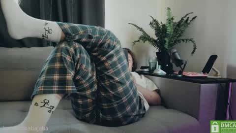   online show from February 2025 02:32:01 PM