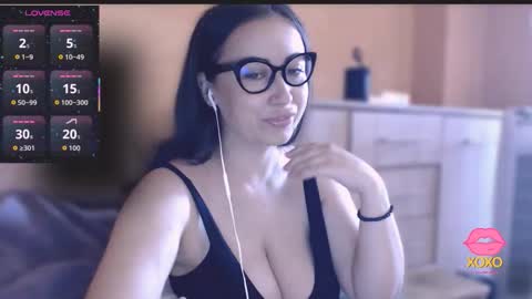 Snapshot of hot_big_ass chatting on September 2025 10:41:01 AM v online show from September 2025 10:41:01 AM