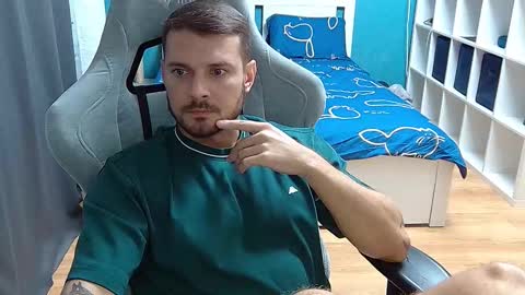 hot_cap_77 online show from October 2025 06:42:01 PM