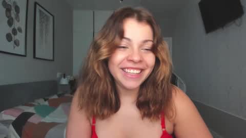 Snapshot of hot_chill__ chatting on February 2025 01:38:01 PM LiluCaroline online show from February 2025 01:38:01 PM