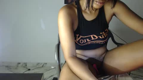 Snapshot of hot_chocoxxxx chatting on January 2025 09:57:01 PM sonia mis choco online show from January 2025 09:57:01 PM