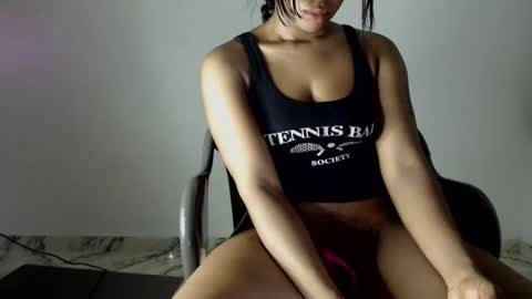 Snapshot of hot_chocoxxxx chatting on February 2025 01:31:02 PM sonia mis choco online show from February 2025 01:31:02 PM
