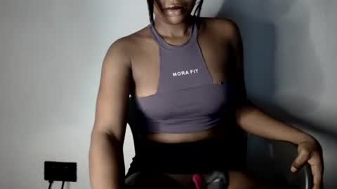 Snapshot of hot_chocoxxxx chatting on November 2025 04:15:02 AM sonia mis choco online show from November 2025 04:15:02 AM