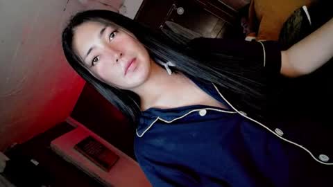 its me CLAUDIA online show from July 2026 02:20:01 PM
