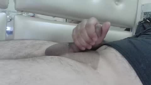 hot_daddy4you online show from February 2026 11:20:01 PM