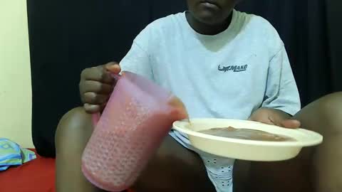 Snapshot of hot_darling95 chatting on January 2026 06:21:02 PM Milly online show from January 2026 06:21:02 PM