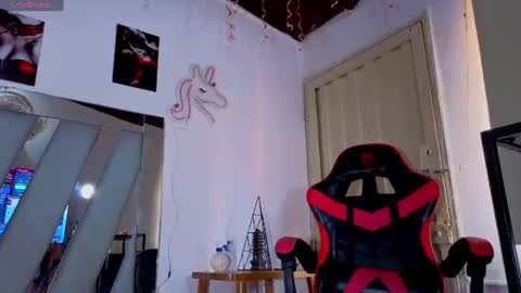 destinyk online show from August 2026 09:42:02 PM