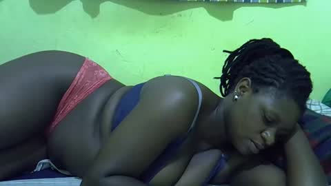 Snapshot of hot_girlly chatting on February 2026 06:10:01 AM hot_girlly online show from February 2026 06:10:01 AM