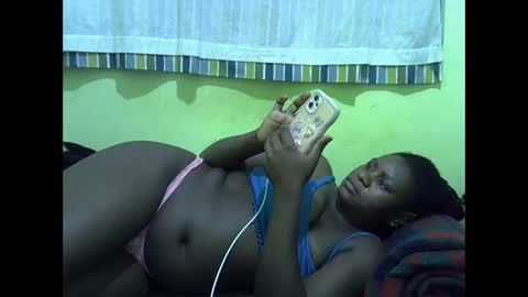 Snapshot of hot_girlly chatting on February 2026 07:37:02 PM hot_girlly online show from February 2026 07:37:02 PM