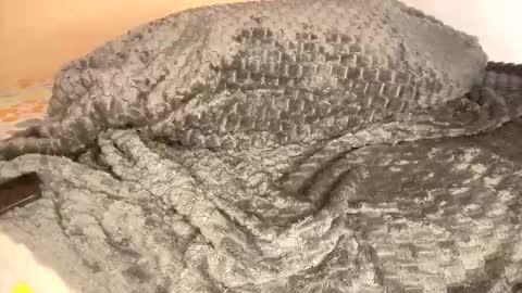 Hot latin couple online show from April 2026 07:08:02 PM