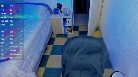 Alejandro online show from June 2026 01:28:02 AM