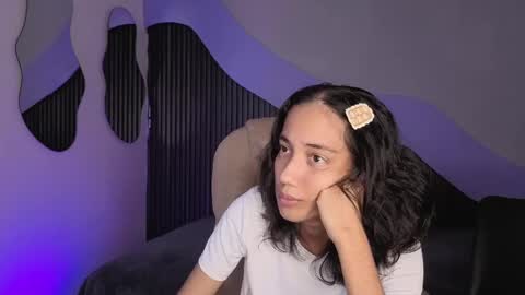 Alana online show from April 2026 10:41:01 PM