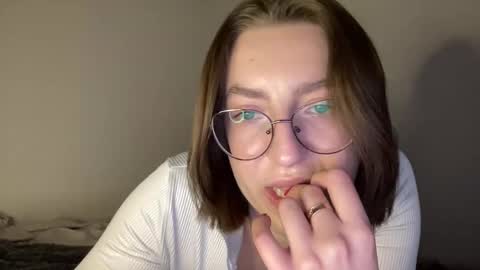 Snapshot of hot_lliinns chatting on December 2024 06:06:01 PM Lina online show from December 2024 06:06:01 PM