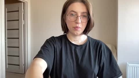 Snapshot of hot_lliinns chatting on December 2024 10:30:01 AM Lina online show from December 2024 10:30:01 AM