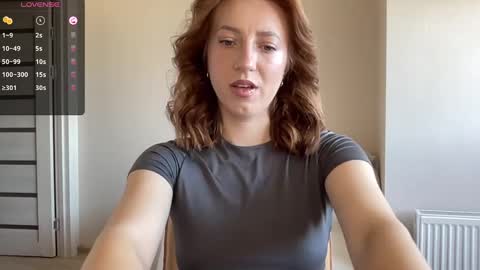 Snapshot of hot_lliinns chatting on September 2025 09:00:02 AM Lina online show from September 2025 09:00:02 AM