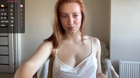 Snapshot of hot_lliinns chatting on September 2025 06:27:02 AM Lina online show from September 2025 06:27:02 AM