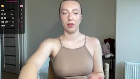 Snapshot of hot_lliinns chatting on October 2025 12:34:02 PM Lina online show from October 2025 12:34:02 PM