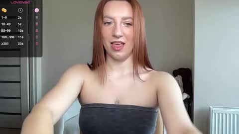 Snapshot of hot_lliinns chatting on November 2025 07:43:02 AM Lina online show from November 2025 07:43:02 AM