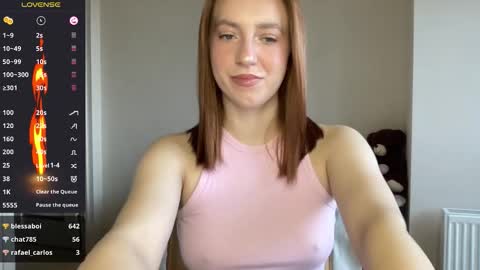 Snapshot of hot_lliinns chatting on November 2025 08:12:01 AM Lina online show from November 2025 08:12:01 AM