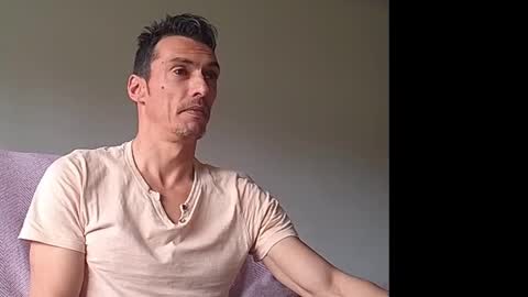 Snapshot of hot_milk_82 chatting on March 2025 02:23:02 PM Oscar online show from March 2025 02:23:02 PM