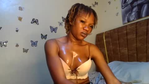 Snapshot of hot_petite100 chatting on June 2026 05:56:02 AM hot petite100 online show from June 2026 05:56:02 AM