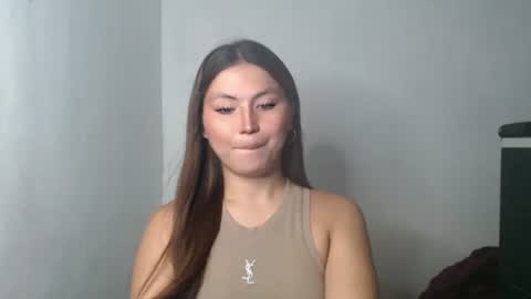 Snapshot of hot_precious_nikki chatting on April 2026 09:43:02 AM Nikki online show from April 2026 09:43:02 AM