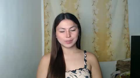 Snapshot of hot_precious_nikki chatting on April 2026 02:36:01 PM Nikki online show from April 2026 02:36:01 PM
