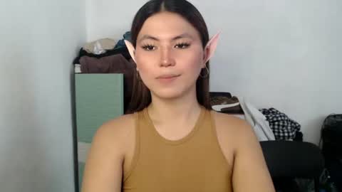Snapshot of hot_precious_nikki chatting on April 2026 07:46:02 AM Nikki online show from April 2026 07:46:02 AM