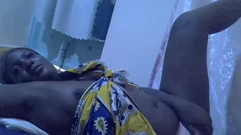 RAYLAH online show from April 2026 09:12:01 AM