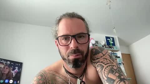 Snapshot of hot_sex83 chatting on December 2024 12:27:02 PM letmedoo2 online show from December 2024 12:27:02 PM