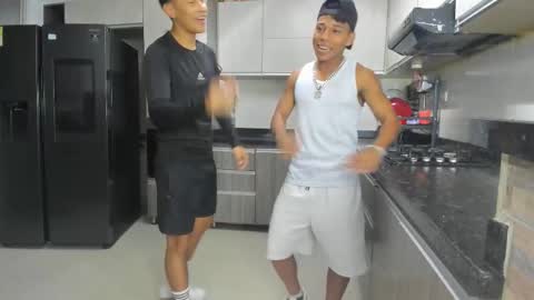 Snapshot of hot_sexmature chatting on October 2025 10:53:02 PM Vanesa Oliver and Andrew online show from October 2025 10:53:02 PM