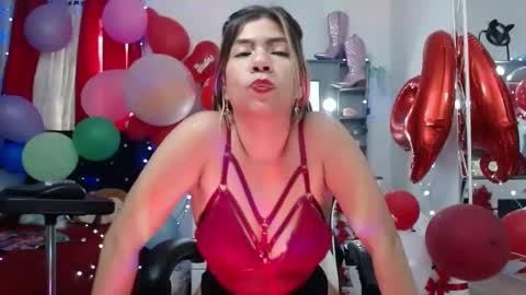 Snapshot of hot_sexy_bunny chatting on February 2025 03:49:01 PM hot sexy bunny online show from February 2025 03:49:01 PM