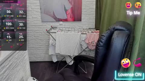 Snapshot of hot_squirtgirl chatting on January 2025 05:36:02 AM Vasilisa online show from January 2025 05:36:02 AM