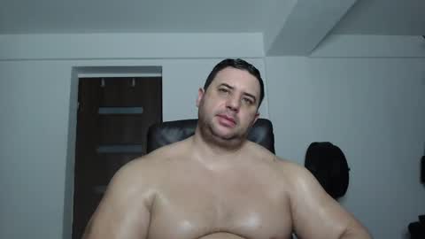 Snapshot of hot_stefano1 chatting on October 2025 04:35:02 AM Stefano.. online show from October 2025 04:35:02 AM