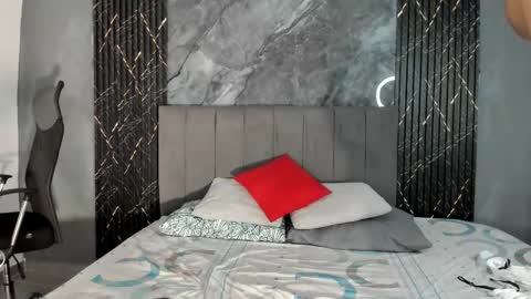 Hot Summer Boy online show from March 2026 11:04:02 AM