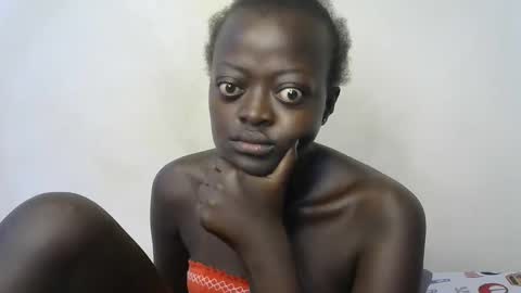 hot_tashaa online show from April 2026 07:05:01 PM