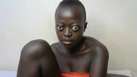 hot_tashaa online show from April 2026 04:12:02 PM