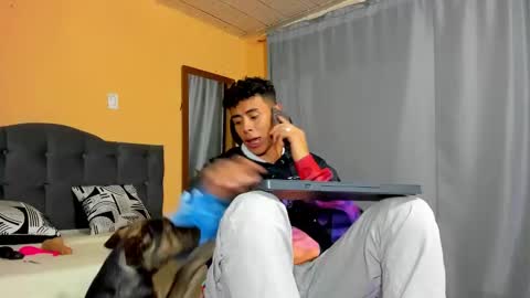 Snapshot of hot_twinks83 chatting on February 2025 12:57:01 AM hot_twinks83 online show from February 2025 12:57:01 AM